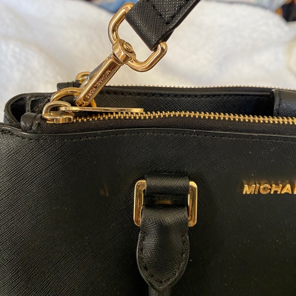 Black Michael Kors Bag with detachable straps - Picture 9 of 10